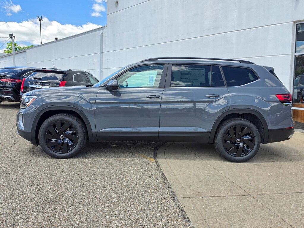 New 2026 Volkswagen Atlas 2.0T SE w/Technology SUV