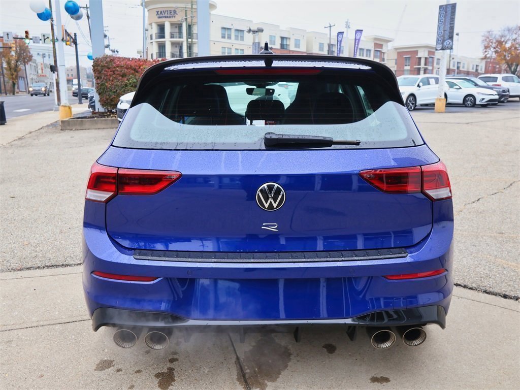 2026 Volkswagen Golf R 2.0 TSI photo 4