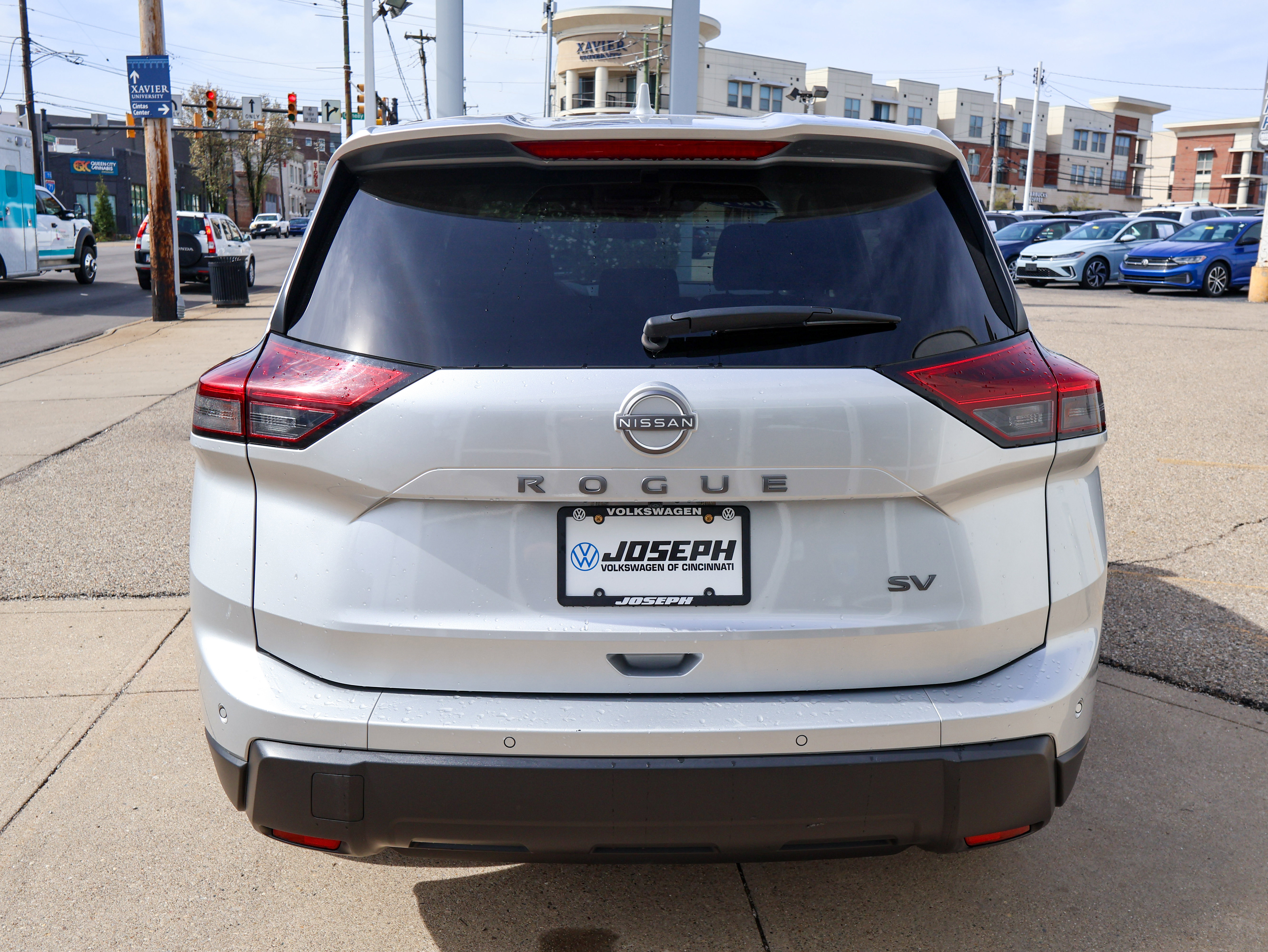 Used 2024 Nissan Rogue SV SUV
