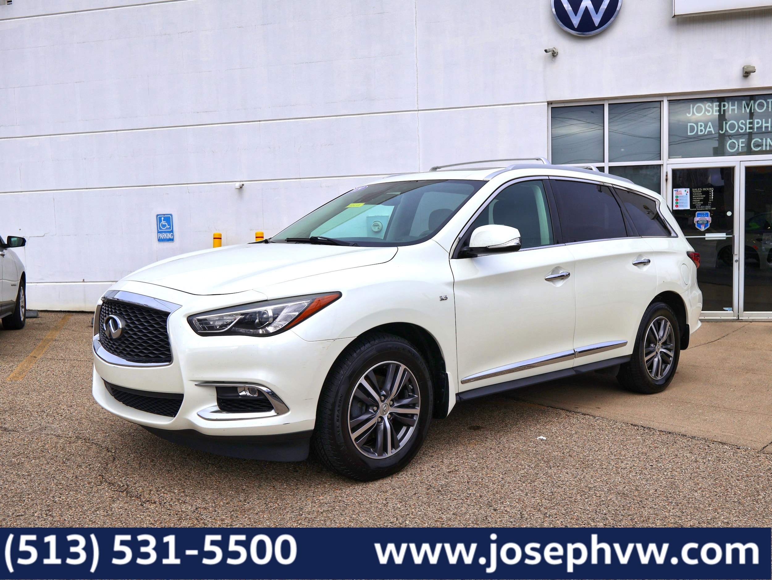 2019 INFINITI QX60 LUXE's photo