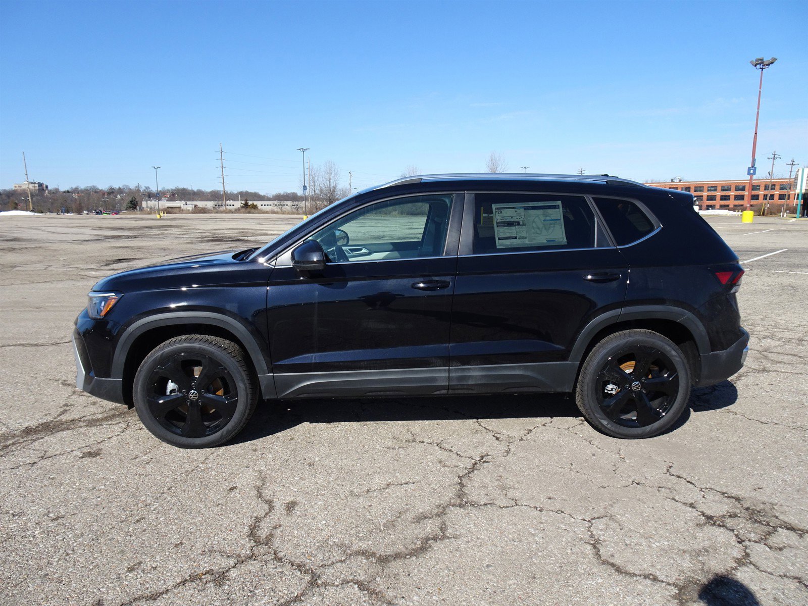 2025 Volkswagen Taos SEL photo 2
