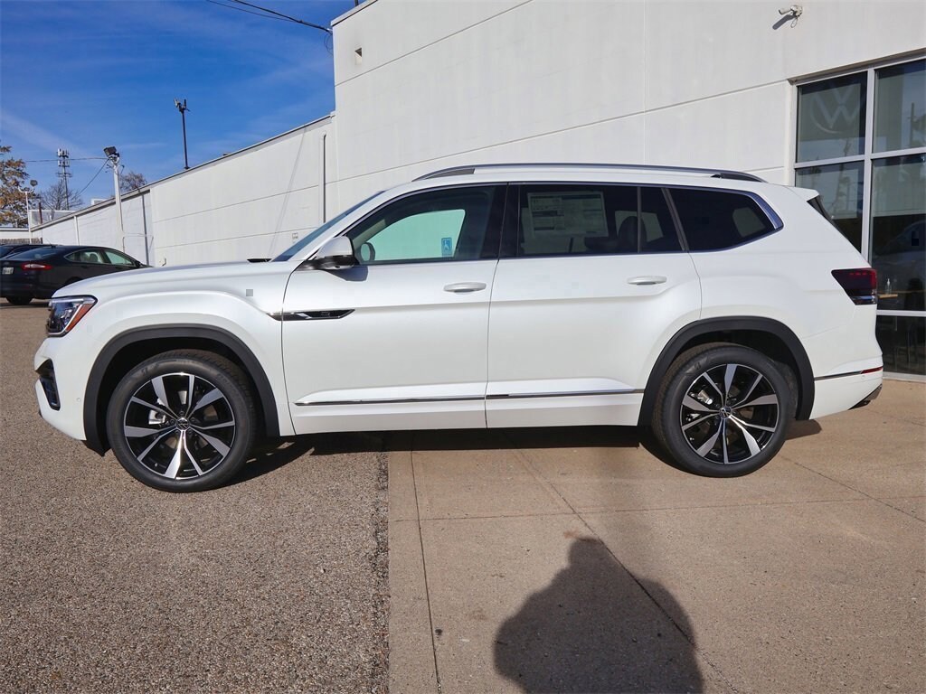 New 2026 Volkswagen Atlas 2.0T SEL Premium R-Line SUV