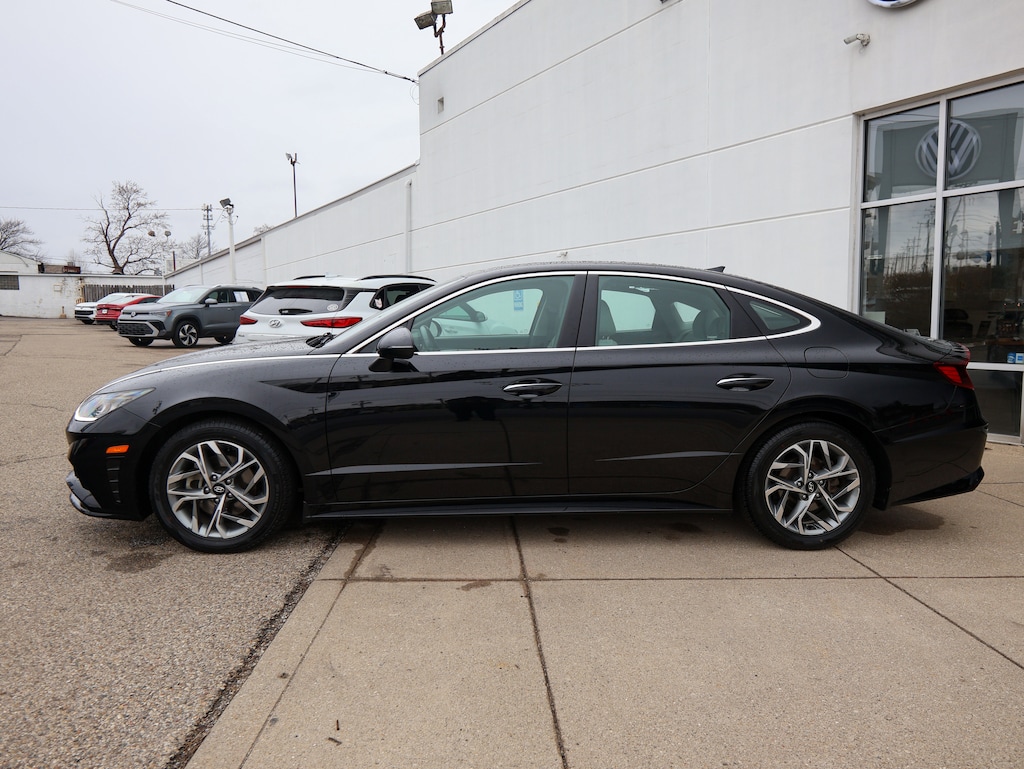Used 2020 Hyundai Sonata SEL Sedan