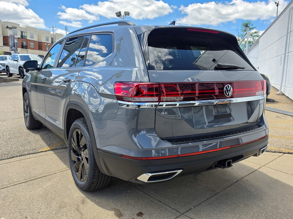 New 2026 Volkswagen Atlas 2.0T SE w/Technology SUV