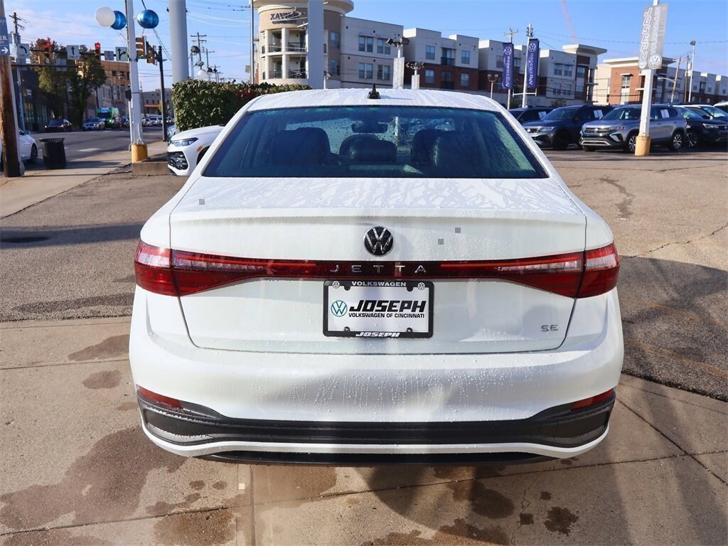 New 2026 Volkswagen Jetta 1.5T SE Sedan