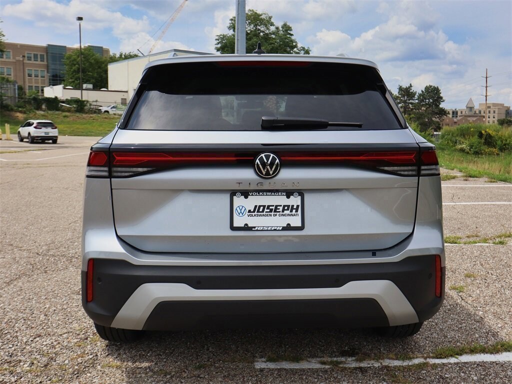 New 2025 Volkswagen Tiguan 2.0T S SUV