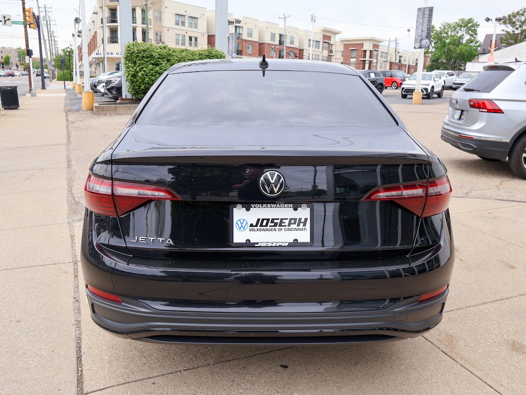Certified 2023 Volkswagen Jetta 1.5T Sport Sedan
