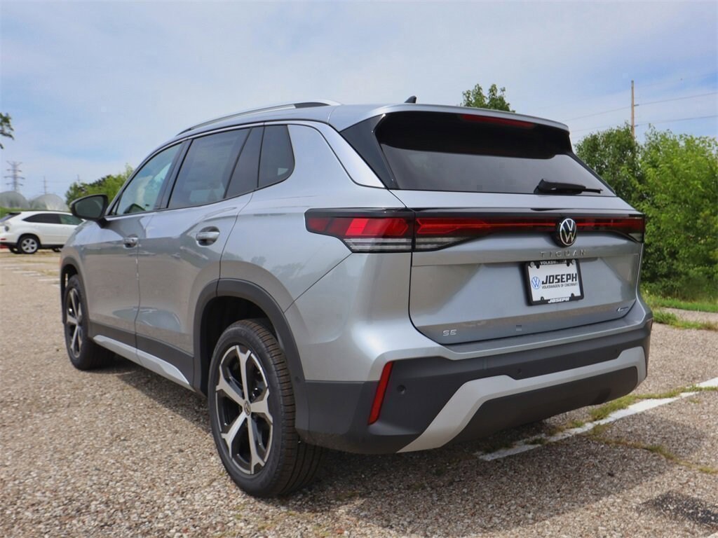 New 2025 Volkswagen Tiguan 2.0T SE SUV
