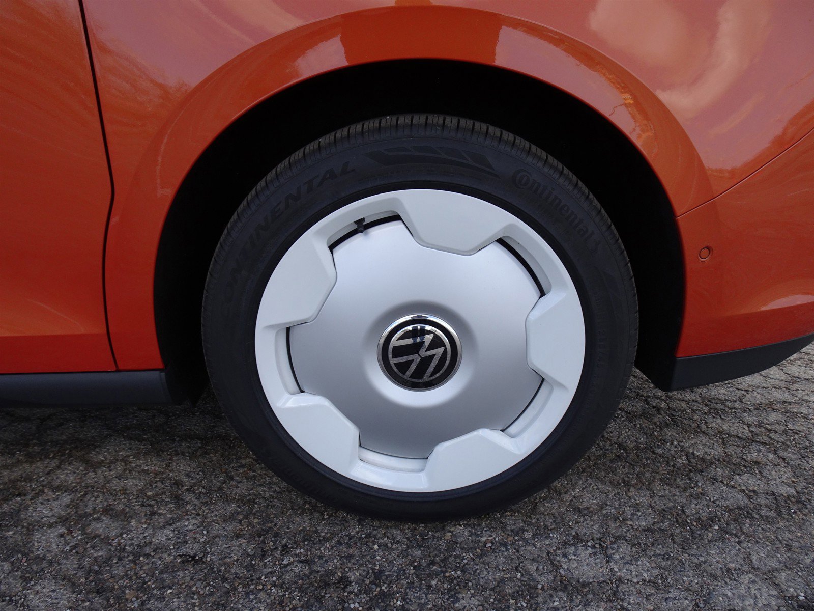 2025 Volkswagen ID. Buzz photo 3