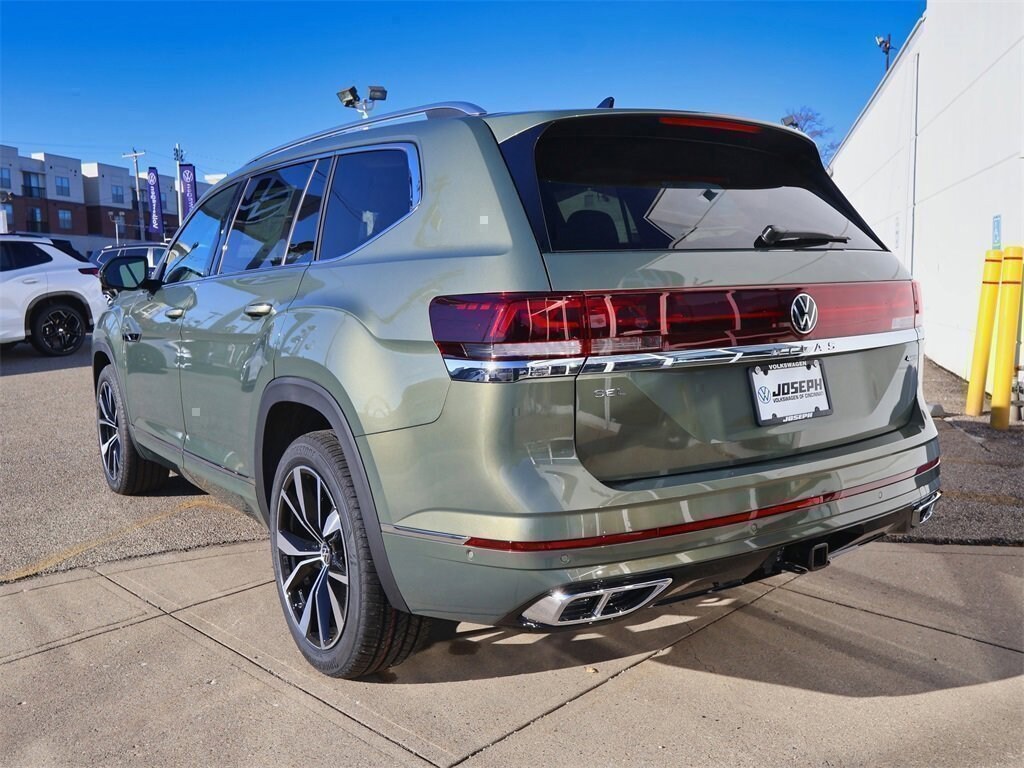 New 2026 Volkswagen Atlas 2.0T SEL Premium R-Line SUV