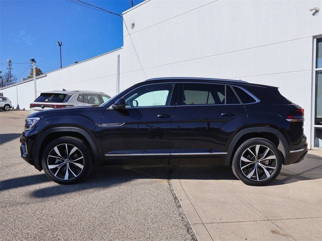 New 2025 Volkswagen Atlas Cross Sport 2.0T SEL Premium R-Line SUV
