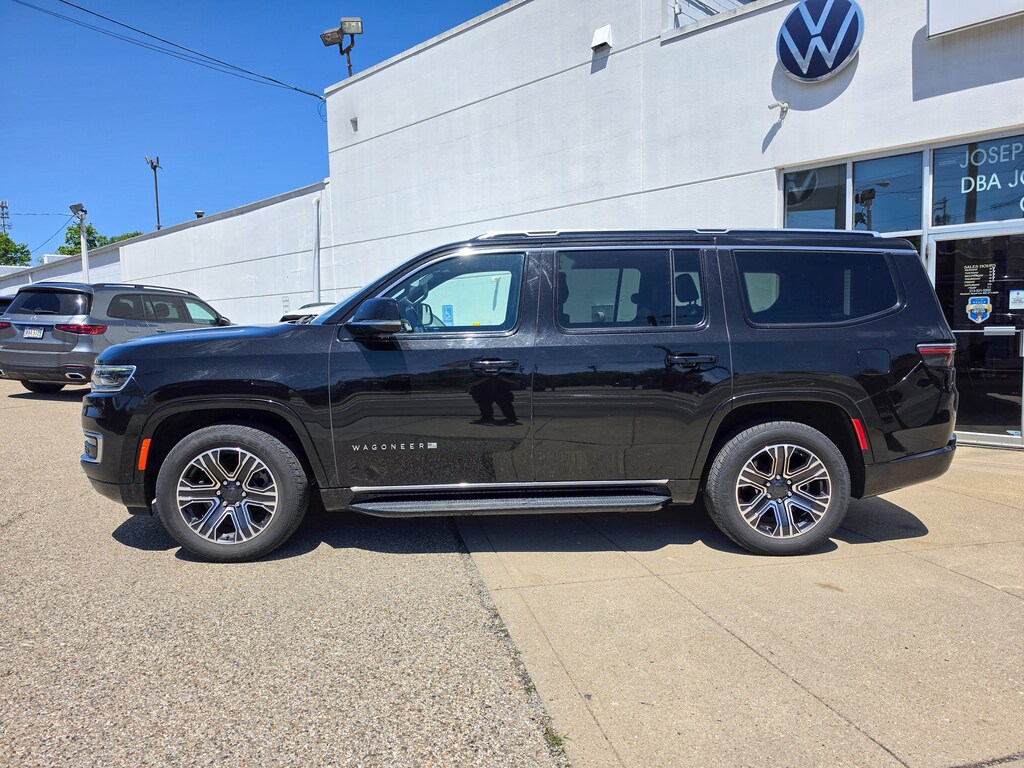 Used 2024 Jeep Wagoneer Series II SUV