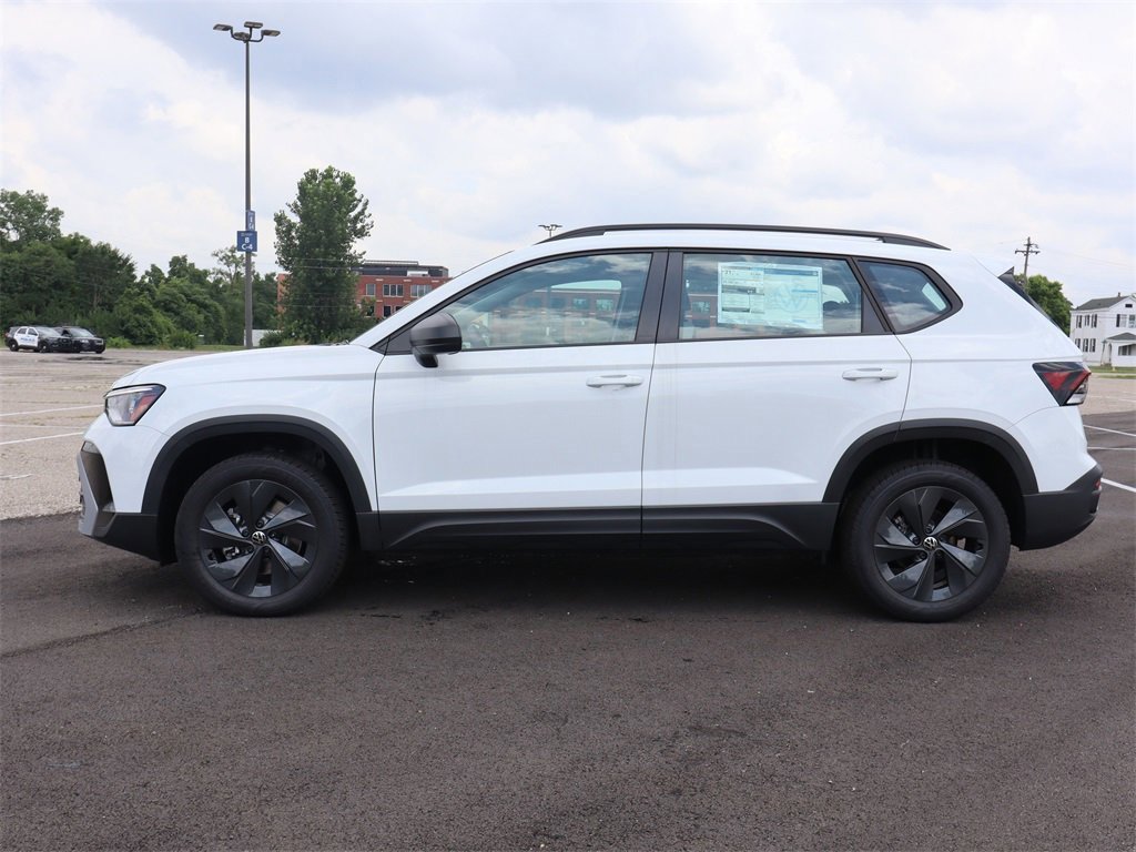 2025 Volkswagen Taos S photo 2