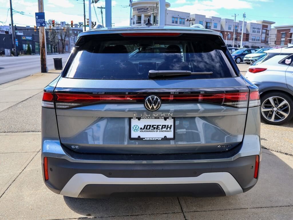 New 2026 Volkswagen Tiguan 2.0T SE SUV