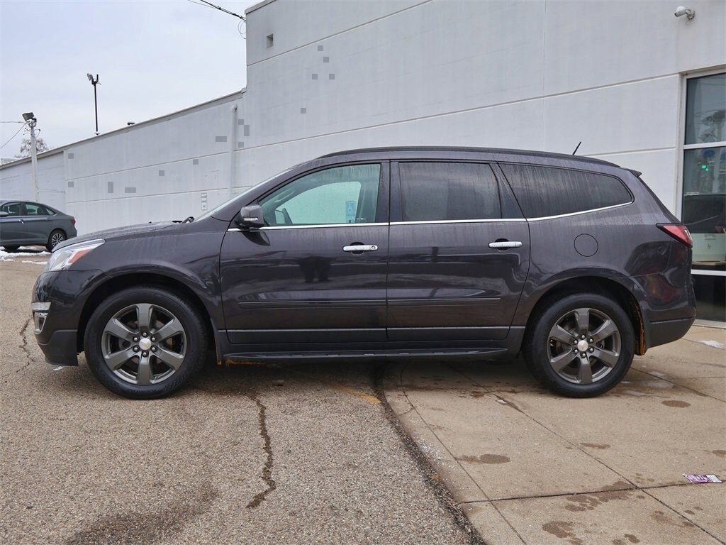 Used 2017 Chevrolet Traverse LT w/2LT SUV