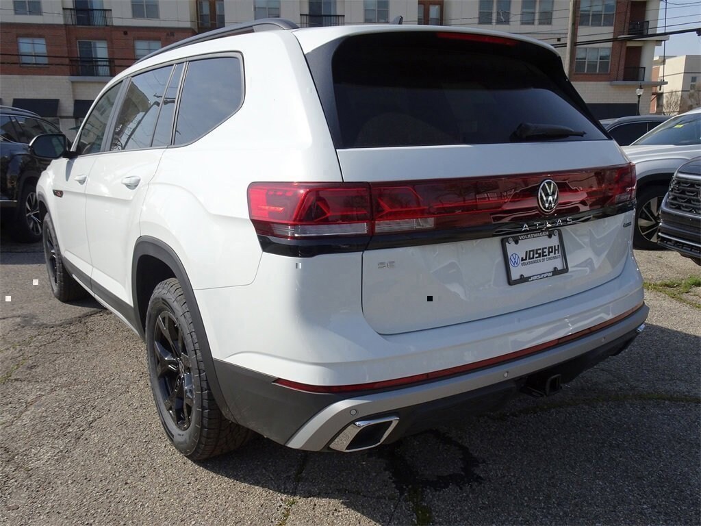 New 2025 Volkswagen Atlas 2.0T Peak Edition SUV