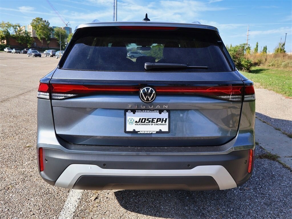 New 2025 Volkswagen Tiguan 2.0T S SUV