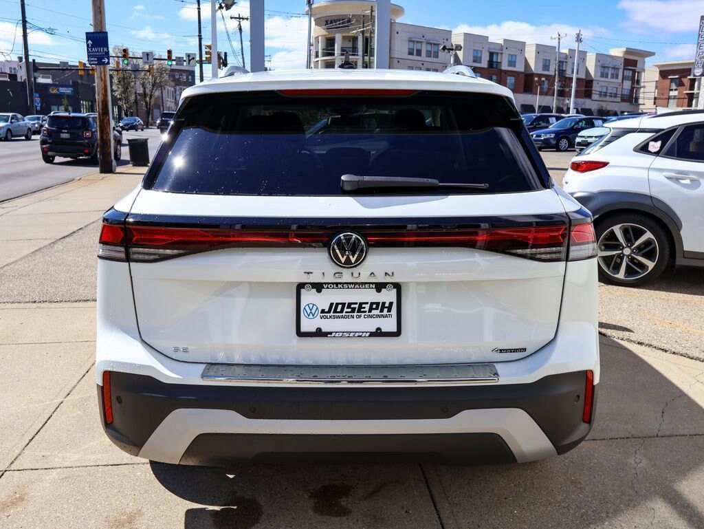 New 2026 Volkswagen Tiguan 2.0T SE SUV