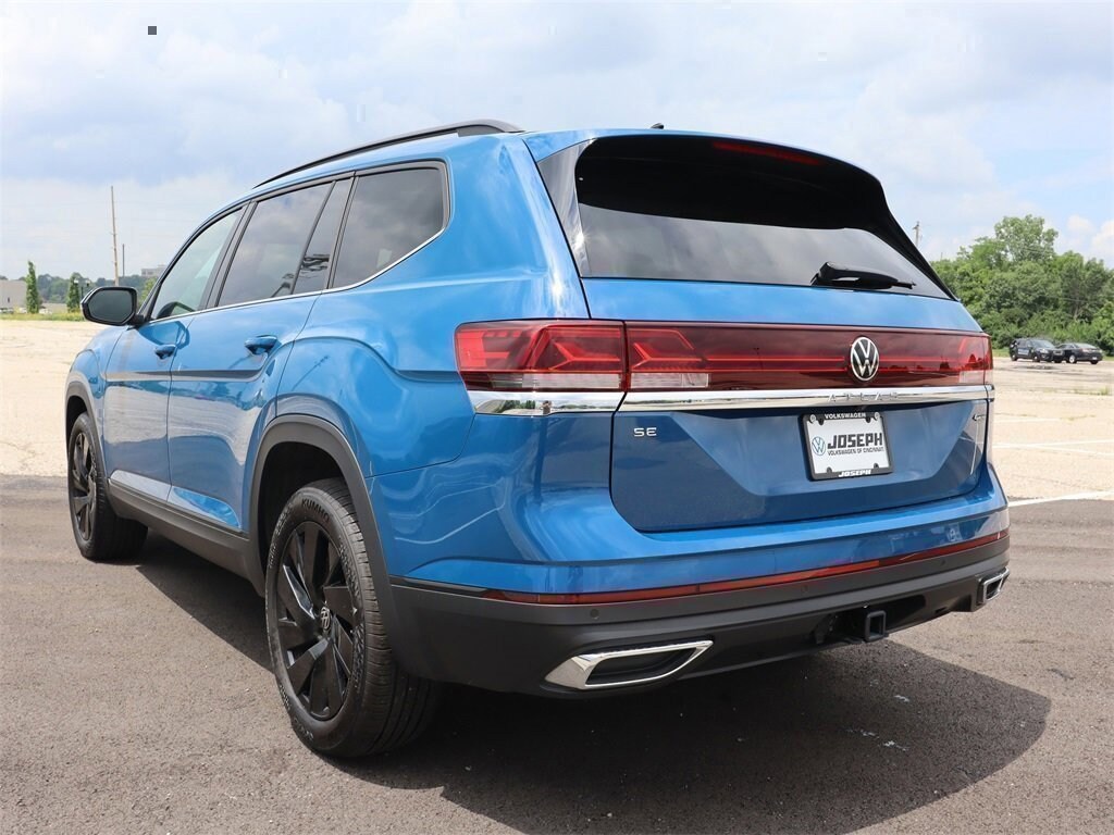 New 2025 Volkswagen Atlas 2.0T SE w/Technology SUV