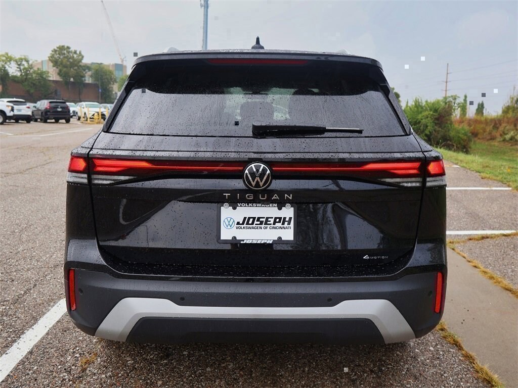 New 2025 Volkswagen Tiguan 2.0T S SUV