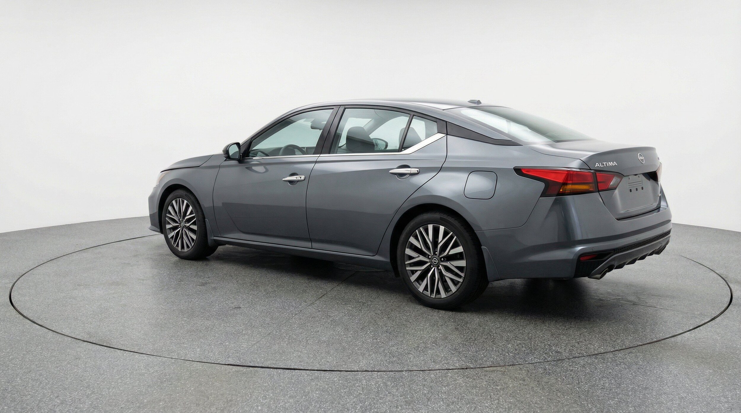 Thumbnail: 2025 Nissan Altima - 6