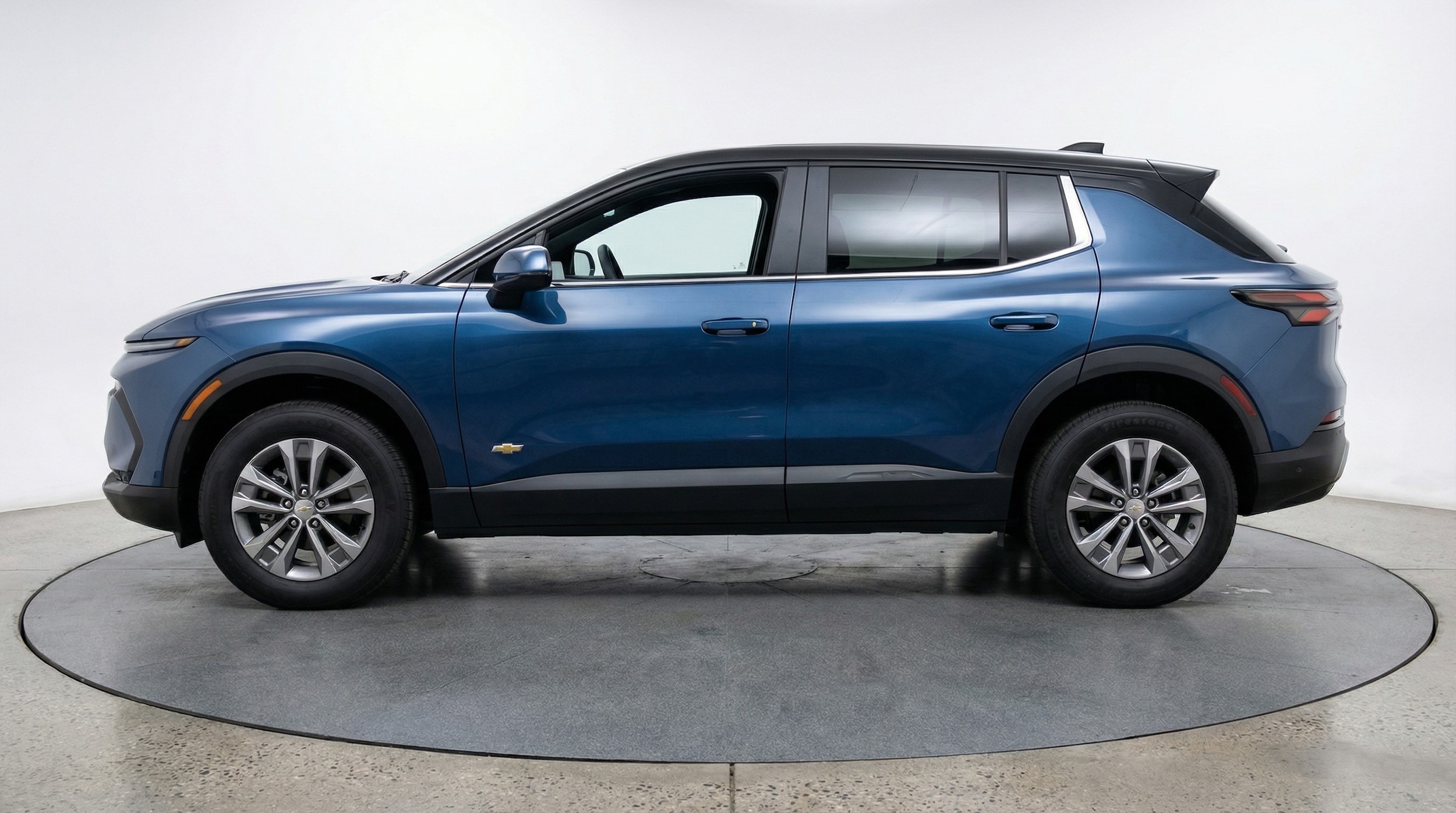 Thumbnail: 2025 Chevrolet Equinox - 4