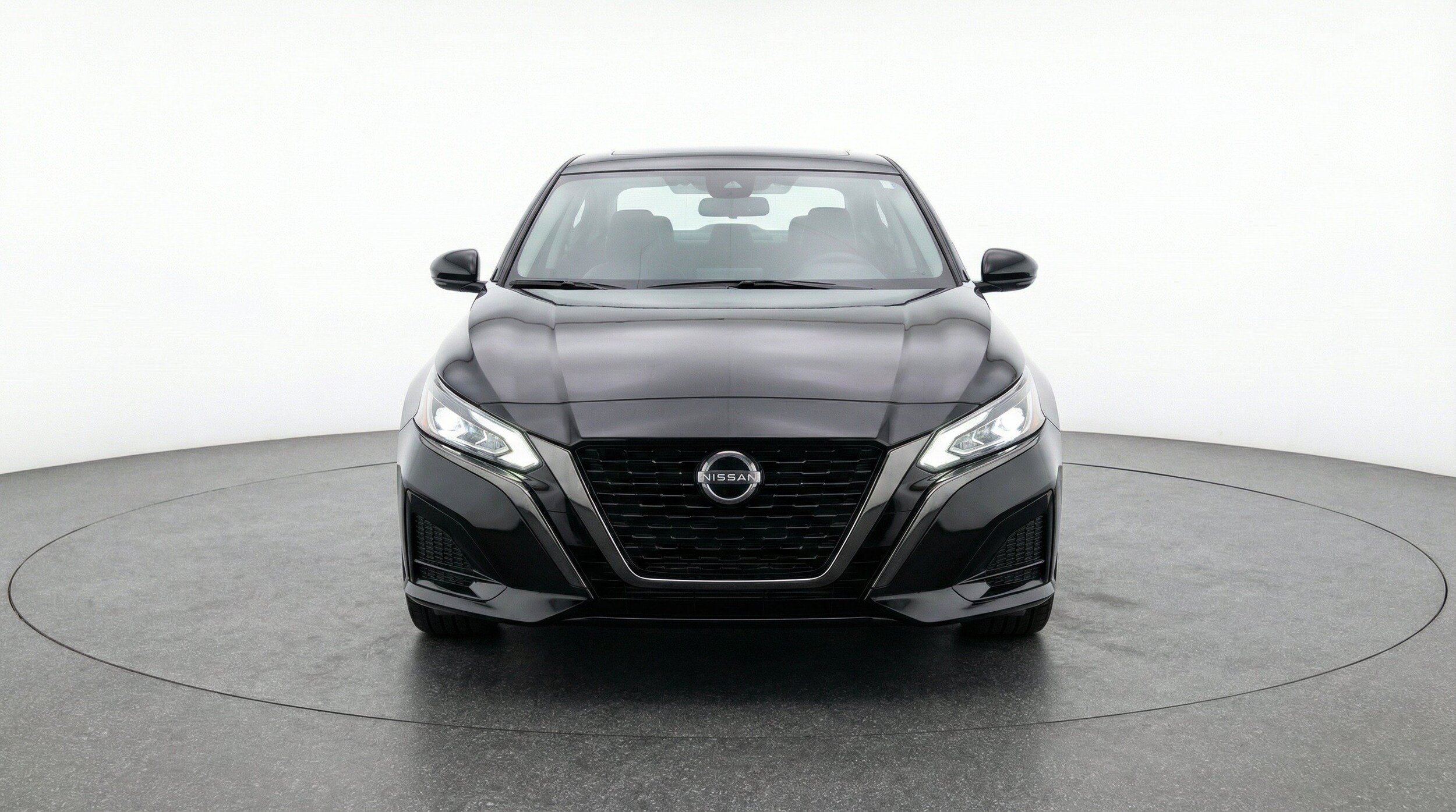 Thumbnail: 2025 Nissan Altima - 2