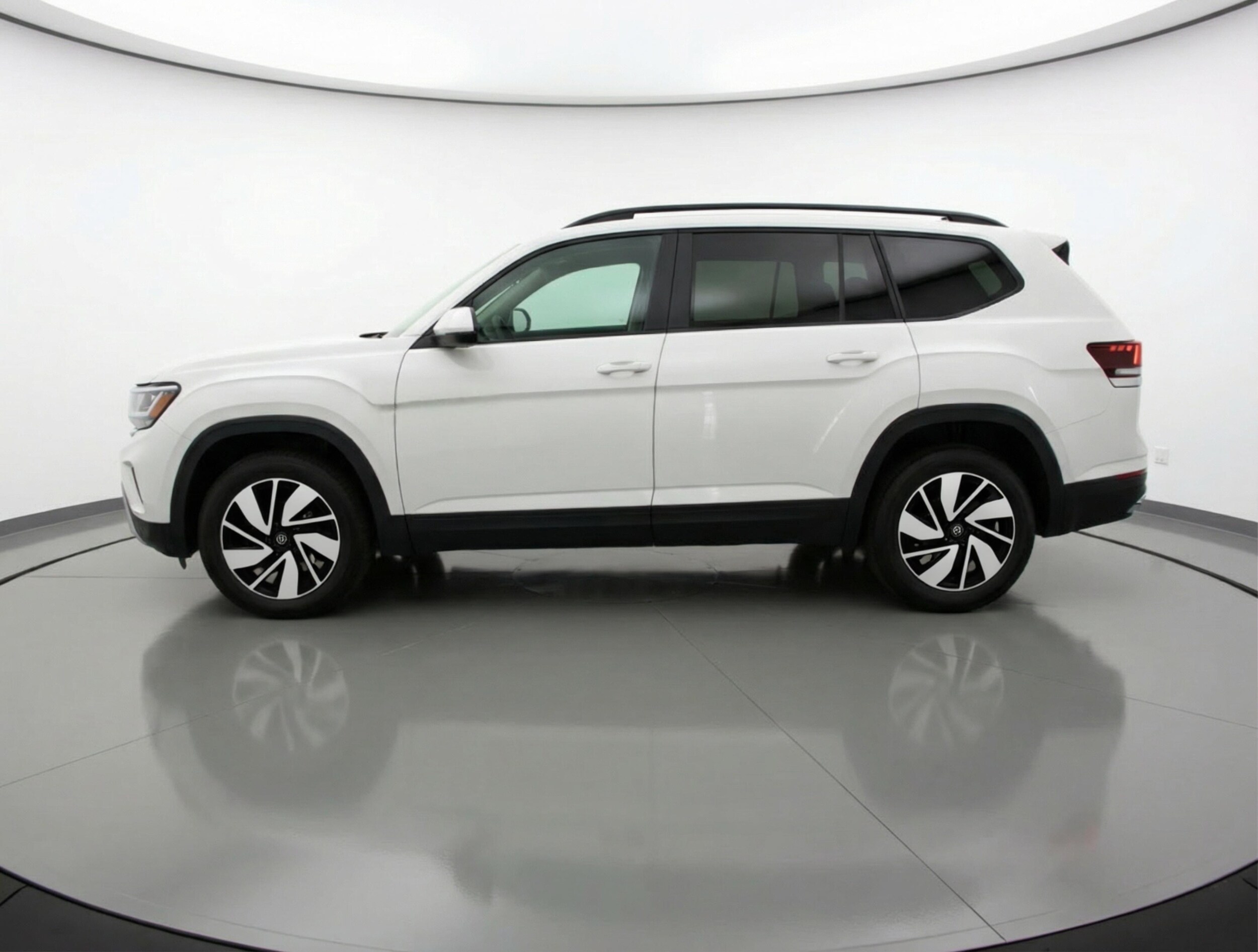 Thumbnail: 2025 Volkswagen Atlas - 4