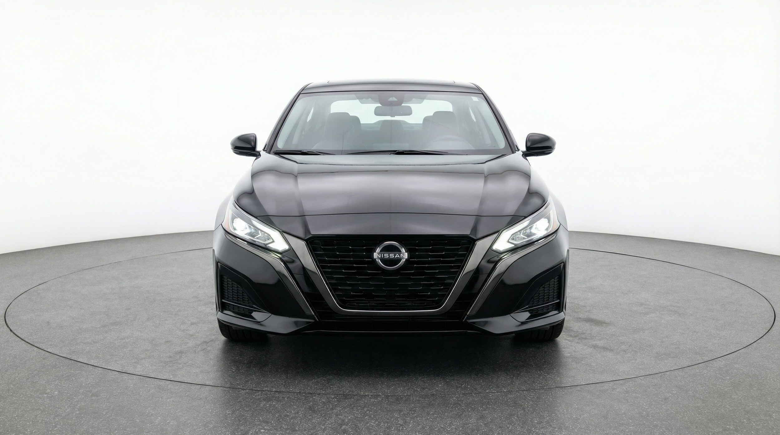 Thumbnail: 2025 Nissan Altima - 2