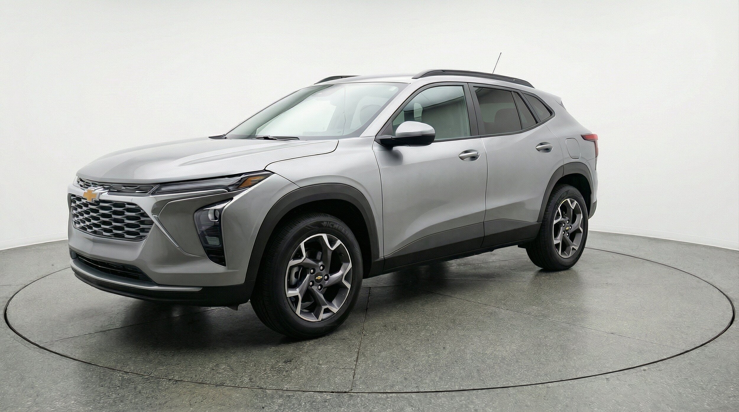 Thumbnail: 2025 Chevrolet Trax - 3