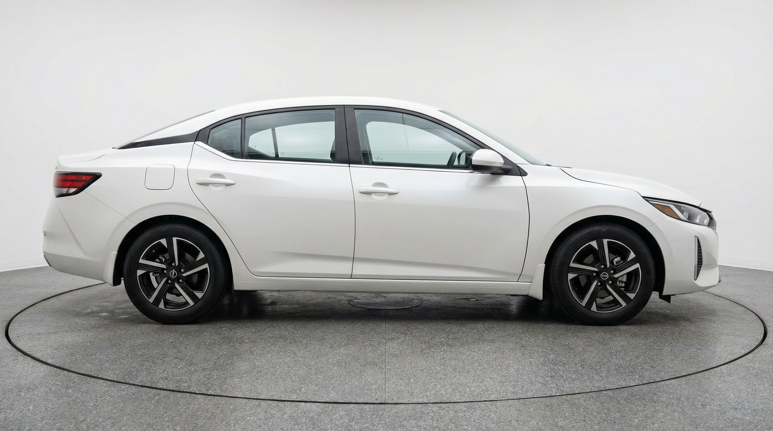 Thumbnail: 2025 Nissan Sentra - 11