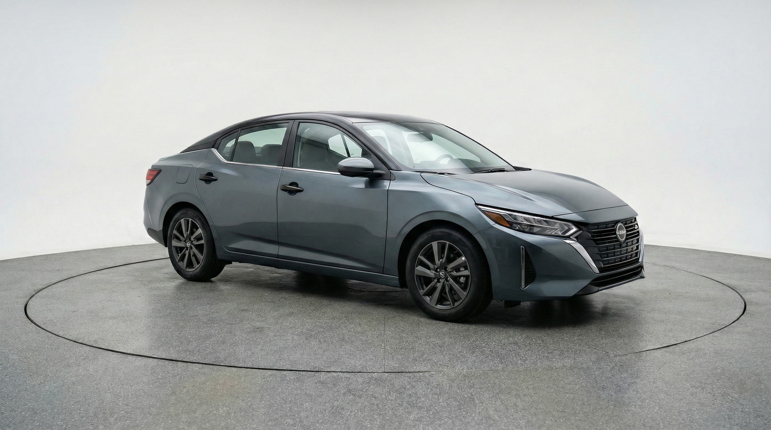 Thumbnail: 2025 Nissan Sentra - 1