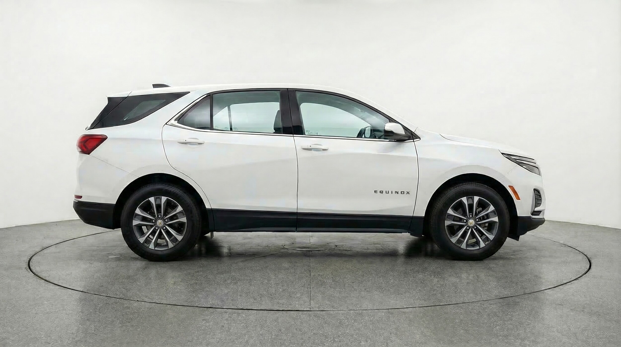 Thumbnail: 2025 Chevrolet Equinox - 8