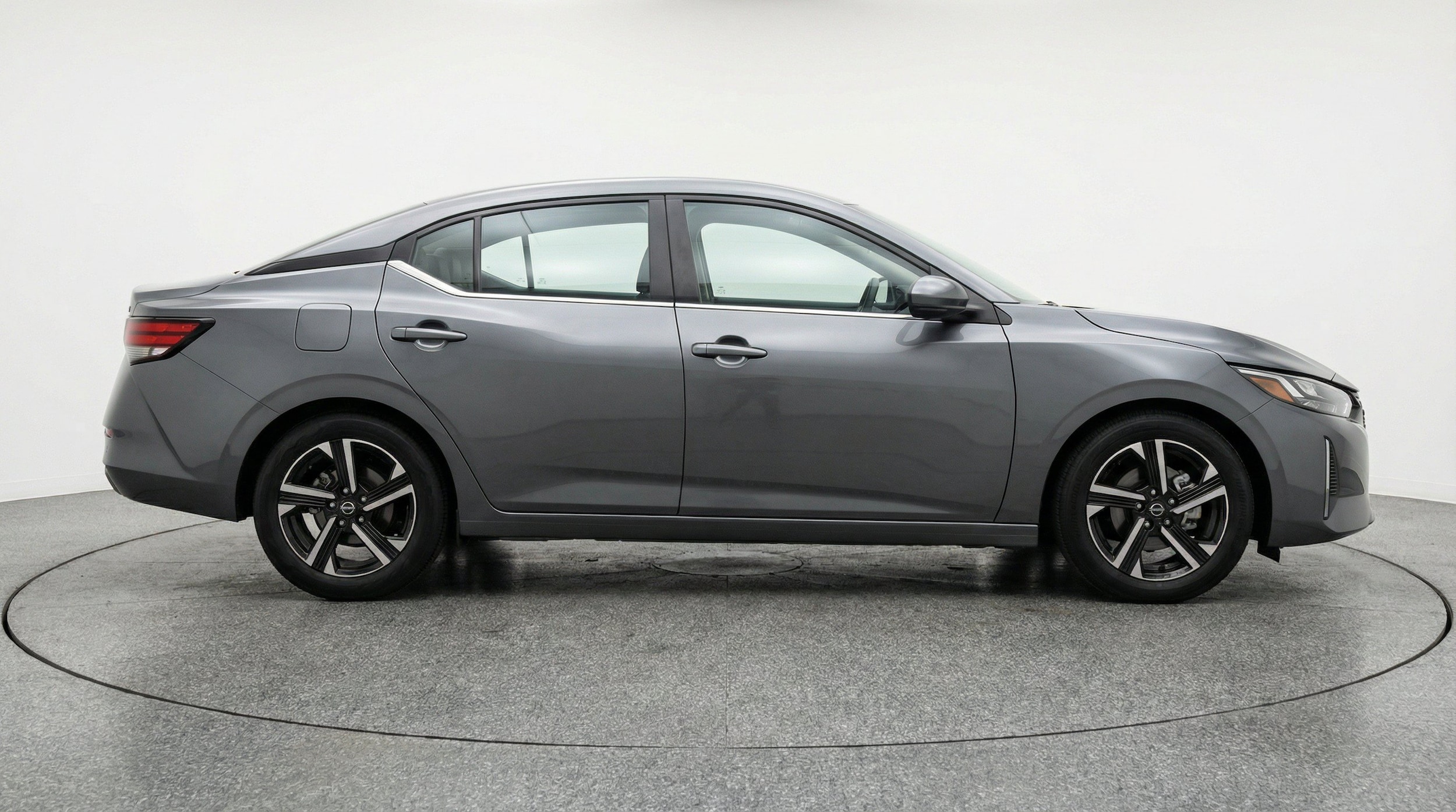 Thumbnail: 2025 Nissan Sentra - 10