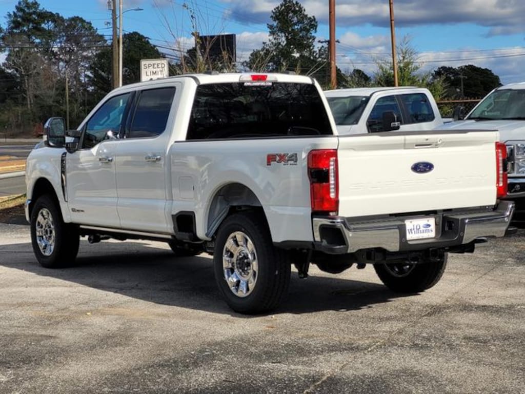 New 2026 Ford F-250SD Lariat Truck