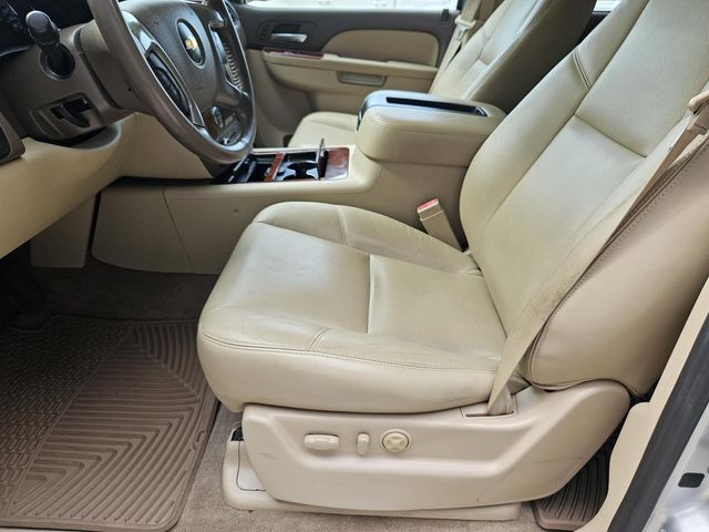 2013 Chevrolet Avalanche LTZ - Photo 14