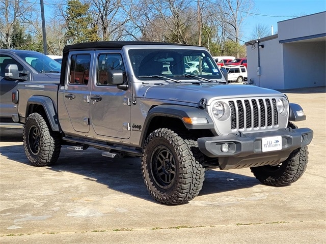 2020 Jeep Gladiator Sport S's photo