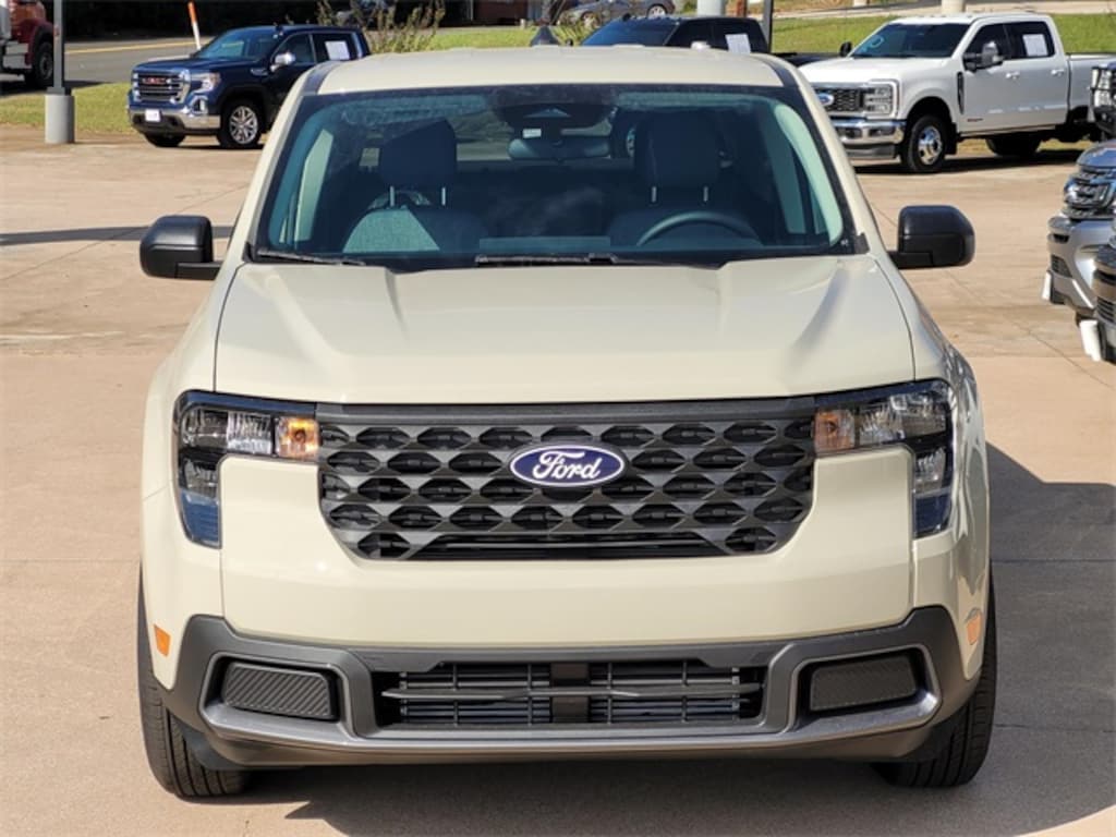 New 2025 Ford Maverick XLT Truck