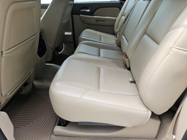 2013 Chevrolet Avalanche LTZ - Photo 22