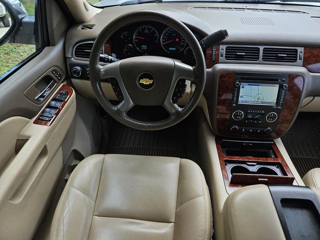 2013 Chevrolet Avalanche LTZ - Photo 21