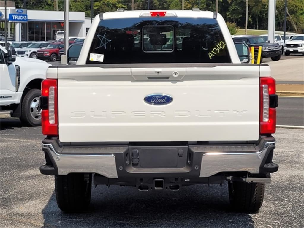 New 2026 Ford F-250SD Lariat Truck