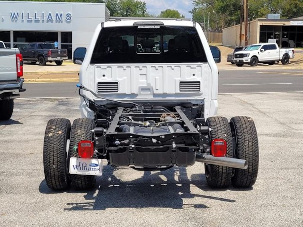New 2026 Ford F-350SD XL Chassis