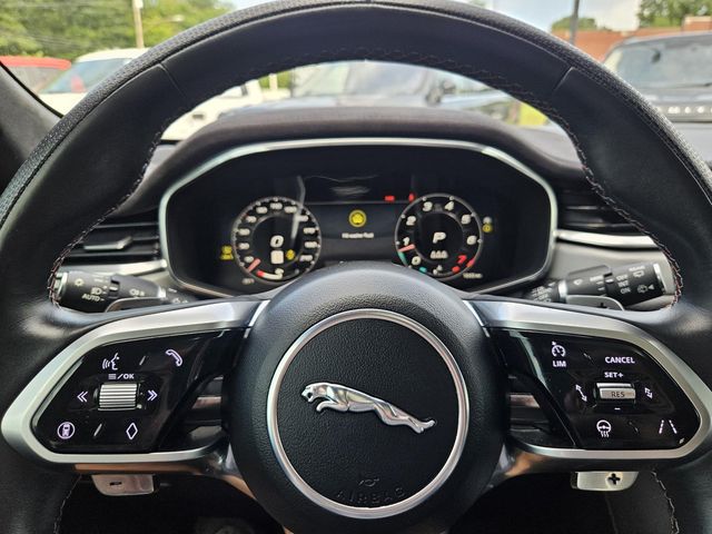 2025 Jaguar F-PACE SVR - Photo 31