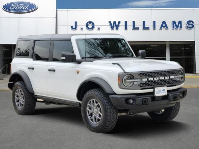 2023 Ford Bronco Badlands's photo