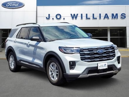 2025 Ford Explorer Active SUV