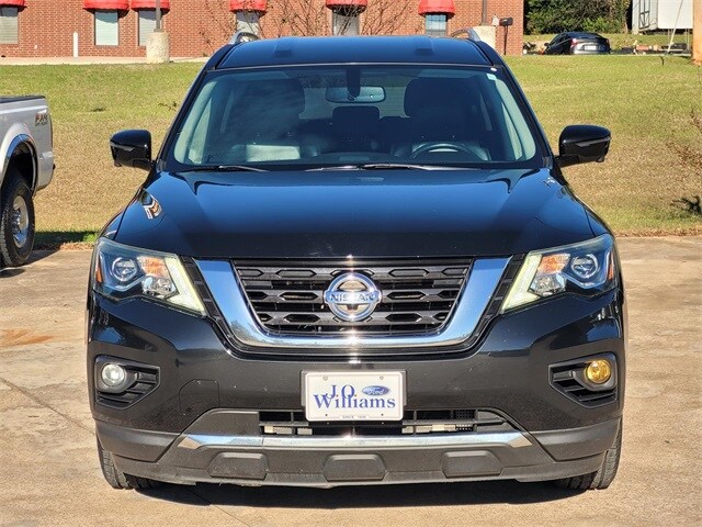 2019 Nissan Pathfinder SL photo 2