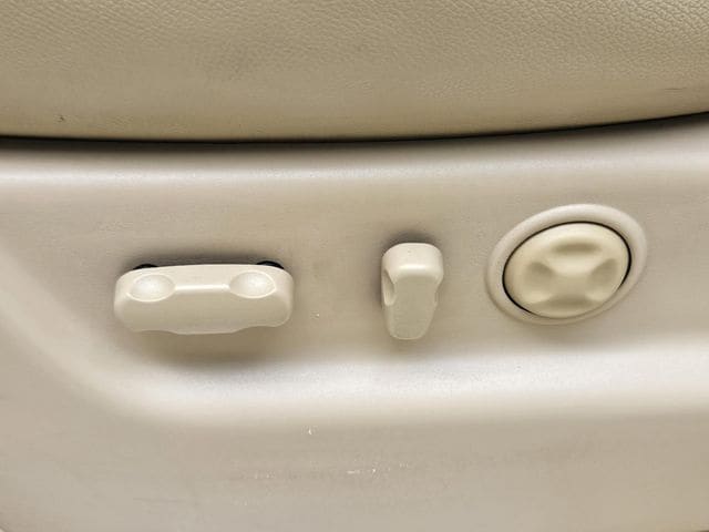 2013 Chevrolet Avalanche LTZ - Photo 19
