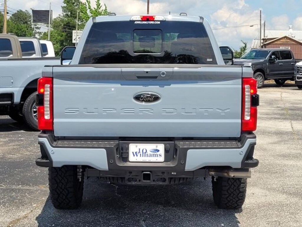New 2026 Ford F-250SD Lariat Truck