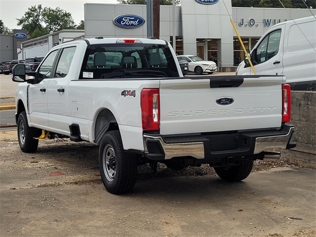 2026 Ford F-250 photo 3