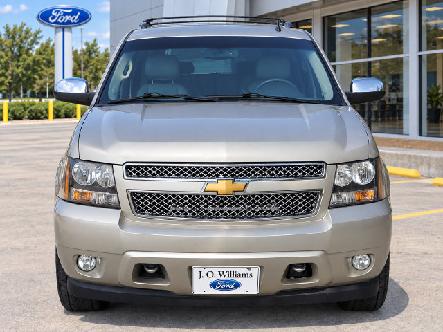 Used 2013 Chevrolet Tahoe LT with VIN 1GNSCBE05DR107400 for sale in Gladewater, TX